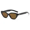 Solglasögon 2024 Cat Eye Woman Brand Designer Vintage Fashion Cateye Sun Glasses Kvinnlig liten ram