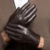 Fem fingrarhandskar Spring Gloves Men Real Leather Gloves Pekskärm Black Real Sheepskin Thin Warm Driving Gloves 231115