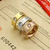 Love Ring Gold Dimond Designer Rings for Women Gift Jubileum Rostfritt stål Sier Plated Rose Fade Never 4mm 5mm 6mm Engagement