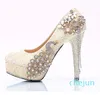 Robe chaussures magnifiques femmes blanches haut talon fête bal phénix cristal mariée mariage graduation