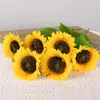 Dekoracyjne kwiaty Wysoka symulacja 7-główna słonecznikowy stół kuchenny dekoracje letnie dekoracje