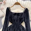 Robes Décontractées Français Vintage Hepburn Style Velours Robe Avec Diamant Col Carré Manches Longues Poché Petit Noir