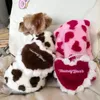 Vêtements de chien polaire coeur manteau veste vêtements pour animaux de compagnie chiens doux vêtements plus épais doux rose chaud automne hiver mode fille Yorkies Ropa Perro 231114