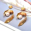 Baumeln Sie Ohrringe Großhandel Simulierte Perle Gold Farbe Metall Langer Tropfen Hochwertige Schmuck Accessoires Für Frauen Mode Bijoux