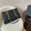 Sälj Y-Letter Designer Bag läder axelväskor Kvinna Designer Bag Gold Chain Tote Bag Mini Crossbody Bags Purse Luxurys handväskor