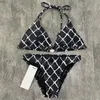 Sexig rygglös One Piece Badkläder Halter Bikinis Summer Designer Women Swim Biquinis Set Quick Dry Pad Swimsuit Beach Wear