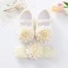 Första vandrare Spring Infant Baby Girl Shoes Born Lace Flowers Pannband Anti-halk Soft Sole Toddler Kids Cotton Dop