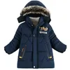 Down Coat Boys Down Jackets 5-10 lat 2023 Winter Teen Boy grube ciepłe bawełniane płaszcze z kapturem odzież wierzchnia Ubranie Kurtki wiatrówki J231115