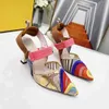 2023 Bestverkochte beroemde merk feestsandalen dames klassieke luxe casual bruiloft geborduurde schoenen dames zomer nieuwe loafers meisje hoge hakken