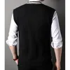 Pulls pour hommes Hommes tricot gilet style coréen pulls sans manches plus taille 100kg patchwork pull pull col en v pour automne hiver 0017917 231116