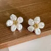 Baumelnde Ohrringe für Damen, romantisch, niedlich, Barock-Stil, Perle, klassischer Blumenohrring, zarter Charm-Schmuck, elegante, trendige Accessoires