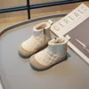 Laarzen 2024 baby jongens winterlaarzen meisjes snowboots warme pluche katoenen kinderschoenen antislip casual kinderschoenen babyschoenen 231115