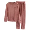 Kvinnors sömnkläder Kvinnor Pyjamas Set Winter Warm Flanell Pyjamas Homewear Tjock Kvinna Sleepwear Plush Pyjamas Suit Sweatshirt Hoodies Solid Color 231116