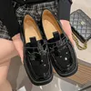 Klädskor plattform svarta pumpar komfort runt tå mjuk tjock botten zapatos para mujeres casual läder kvinnor