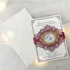 グリーティングカード印刷カスタムラグジュアリーレーザーカットエンベロープパーティーのお気に入りの最新のユニークなデザインの結婚式の招待状