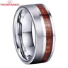 Anneaux de mariage en gros 8mm bois incrusté de carbure de tungstène hommes bande moderne pour les femmes bague de fiançailles poli brillant confort ajustement