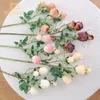 Dekorative Blumen Rose Blume High-End Single Branch 5-Kopf Retro Herbst Home Tisch Hochzeitsdekoration Pographie Requisiten Seide