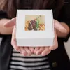 Present Wrap Beau-50 stycken Mini Kraft Paper Box med fönster närvarande förpackning för hemlagad tvålbageri godis