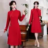 Abbigliamento etnico tradizionale cinese per le donne Cheongsam migliorato Sposa moderna Matrimonio Abito rosso Qipao Abiti da sera Alta marcia