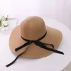 Chapeaux à large bord Nom personnalisé Chapeau de demoiselle d'honneur de mariage Paille Sun Beach Floppy Poule Cadeaux de fête de mariée personnalisés Lune de miel