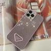 Läderdesigner Mobiltelefonfodral för iPhone 14 13 12 Pro Max Fashion Women Män Vattenbeständig lyxig strass iPhone -fodral D1