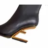 Diseñador de moda Winte Primeras botas de tobillo para mujer Botas de tacón alto de cuero de napa Botines en forma de F Punta redondeada Fiesta de boda de metal de color dorado Booty35-43