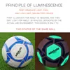 Bollar fluorescerande fotbollsstandard vuxen nr 5 barnstorlek 4 lyser på mörka platser efter att ha absorberat lätt fotboll 231115