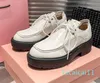 Mode nouveau designer chaussures décontractées en cuir femmes Lefu à lacets