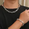 Yüksek kaliteli geometrik kare tasarımcı Küba zinciri moda serin yüzük kalın paslanmaz çelik bilezik erkekler hip hop basit kolye solma mücevher