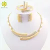 Set di gioielli da sposa Moda da sposa Strass di cristallo Perline africane Dubai Color oro Gioielli di dichiarazione Costume 231116