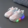 Sneakers Childrens Sports Shoes Spring Glow Fashion Breathable Childrens Boys Tennis Shoes Girls LED Sports Laces Light Running Shoes 231115