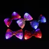 Masques de fête 10pcs LED Bowtie clignotant Light Up Sequin Cravate Bow Tie Club Bar XMA Mariage Cadeau lumineux 231116