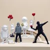 Obiekty dekoracyjne figurki banksy rzeźby Kolekcja kwiatowa statua miobera pop