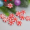 Dekoracje świąteczne 50pcs ozdoby świąteczne Cukierki plastikowe kolorowy wystrój mięty pieprzowej na domowe fałszywe cukierki wisiorki drzewa