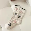 Chaussettes femme petite tulipe fraîche Tube moyen avec noeud papillon Beige printemps/été femme longue japonaise mignonne fille coton