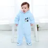 Sovsäckar baby flicka pojke kläder för född vinter jumpsuit barn fleece overaller varm huva väska fot romper barn 231116