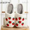 Pantoufles ASIFN nouveau mignon Strberry pantoufles moelleux fausse fourrure en peluche maison chaussures femmes Femme confortable maison plat Slip-on diapositives Chaussure Femme T231116