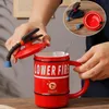 マグカップクリエイティブセラミックカップ消火器シェイプファンマグオフィスコーヒーと蓋とスプーン消防士のための完璧なギフト231116