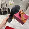 مصمم العلامة التجارية Slids Sandal Slides Slipper Shoe Flat Summer Summer أحذية عالية الجودة من الصنادل الشاطئية 10A في صندوق 35-41 من الصنادل ذات الكعب العالي