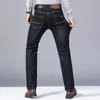 Mens Jeans Men Classic Jean Homme Pantalones Hombre Mannen Soft Black Biker Masculino Denim Överallt byxor Storlek 3238 231116