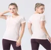 2023 Yoga kläder Lu 2.0 Snabbt tekniska kvinnors korta ärm sömlösa yoga topp-t-shirt smal fit lätt snabb torr sportskjorta wicking stickad fitness andningsbar ll