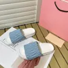 2023 Miu Fashion Mathelasse Slippers Женщины Сандалии Сандалии