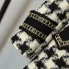 Sonbahar Kış Kış Kadın Yün Karışımları Oveoats Moda Sıcak Ceketler Parka Sıradan Mektup Baskı Mağazası Esnek Out Giyim Kemer