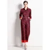 2 -stycken byxa elegant tryckdesigner Set Women Button Front Lape Print Shirt and Wide Leg Pants Set 2023 Spring Fall Long Sleeve Vacation Red Runway Chic Casual Suits