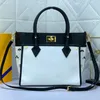 Tasarımcı Tote Çanta Yanımda büyük moda omuz çantası kadın el çantası tuval ve cowhide crossbody çanta cüzdan klasik büyük kapasiteli iş ofis çantası dizüstü bilgisayar çantası