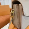 2023 Luxurys Designers Sac Gaufrage Fleur Pochette Femmes Sac à main Messenger Sacs Véritable Cuir Élégant Femmes Épaule Bandoulière Sac