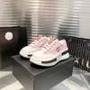 Diseñador de canal de lujo zapatilla de deporte clásica casual zapatos de plataforma de bajo engrosamiento para mujer damas zapatos para correr al aire libre zapato baskeball rosa