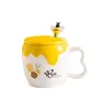 Kubki Kreatywny ceramiczny kubek z okładką Cartoon Cute Bee Mug Office Coffee Practic