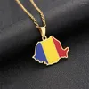 Chaînes Mode Acier Inoxydable Roumanie Carte Drapeau Pendentif Colliers Couleur Argent / Or Couleur Bijoux Roumain Ethnique Cadeaux Patriotiques