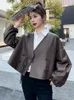 جلود نسائية 2023 مزاج الترفيه أزياء الإبزيم الصينية الرجعية من جلد الغنم الأصلي معطف قصير معطف أعلى النساء